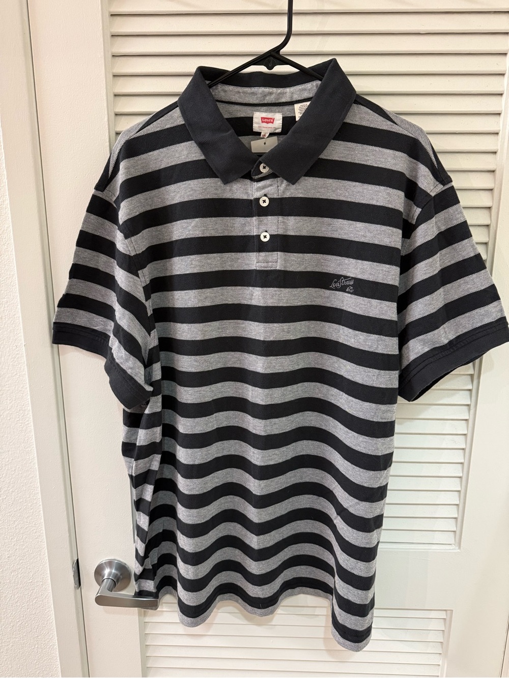 NEW Levi's Men's Black and Gray Striped Polo (XXXL)